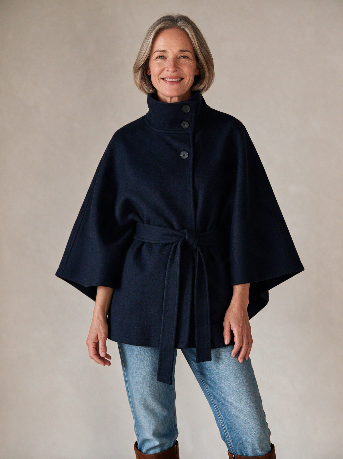 Capejas Romy met ceintuur in marineblauw