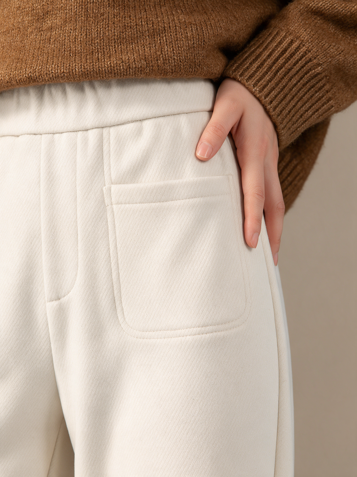 Wollen wijde broek Saar, detail van de stof